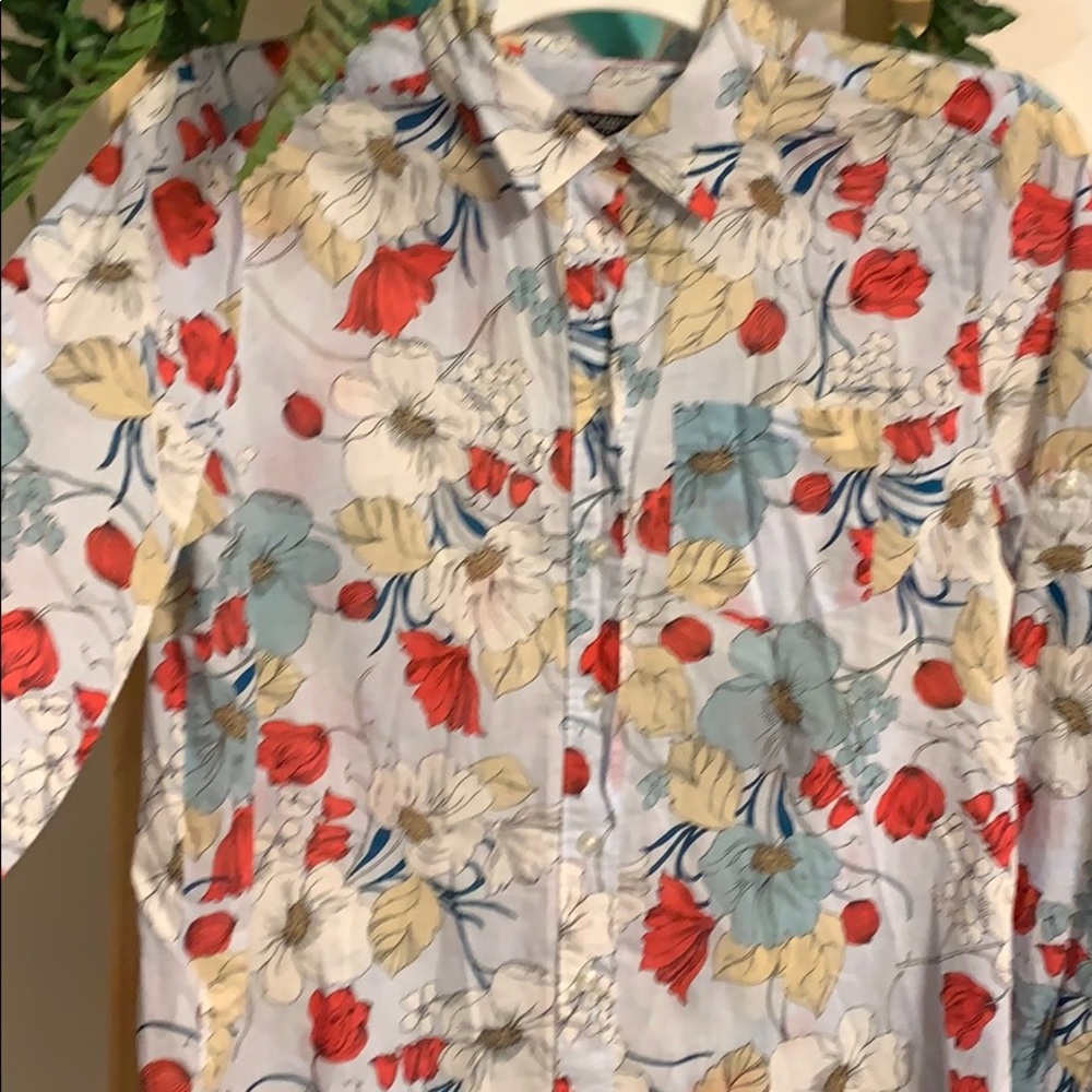 Floral shirt